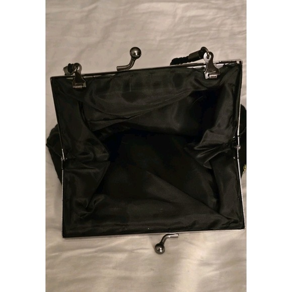 Black Sequin Bead Embellished Evening Bag Crossbody Purse Kiss Clasp 1 Pocket - Picture 5 of 5